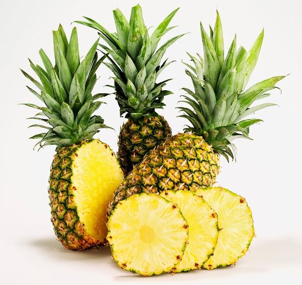 Ananas Victoria frais